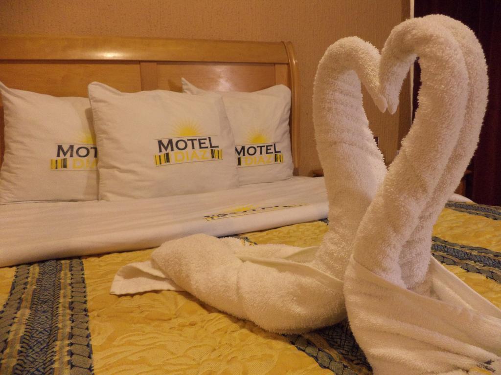 Hotel Diaz Тихуана Екстериор снимка
